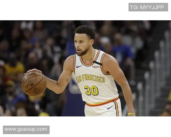 布鲁克洛佩斯：从NBA巨星到篮球战术的领航者与影响力分析